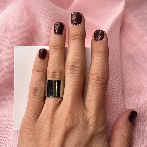 Ettika silver toned smooth open back ring - Picture 7 of 12